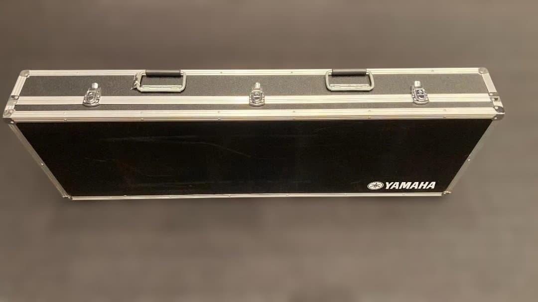 【中古】YAMAHA MOTIF XF7 WH シンセサイザー ハードケース付