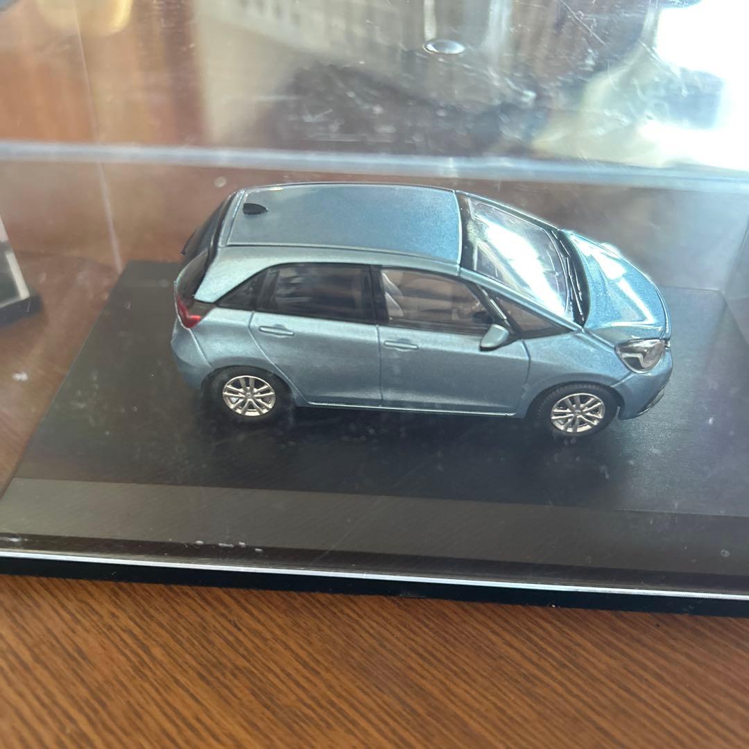 ホンダFITGRミニカー1/43サンライトホワイトパールライトブルーメタリック