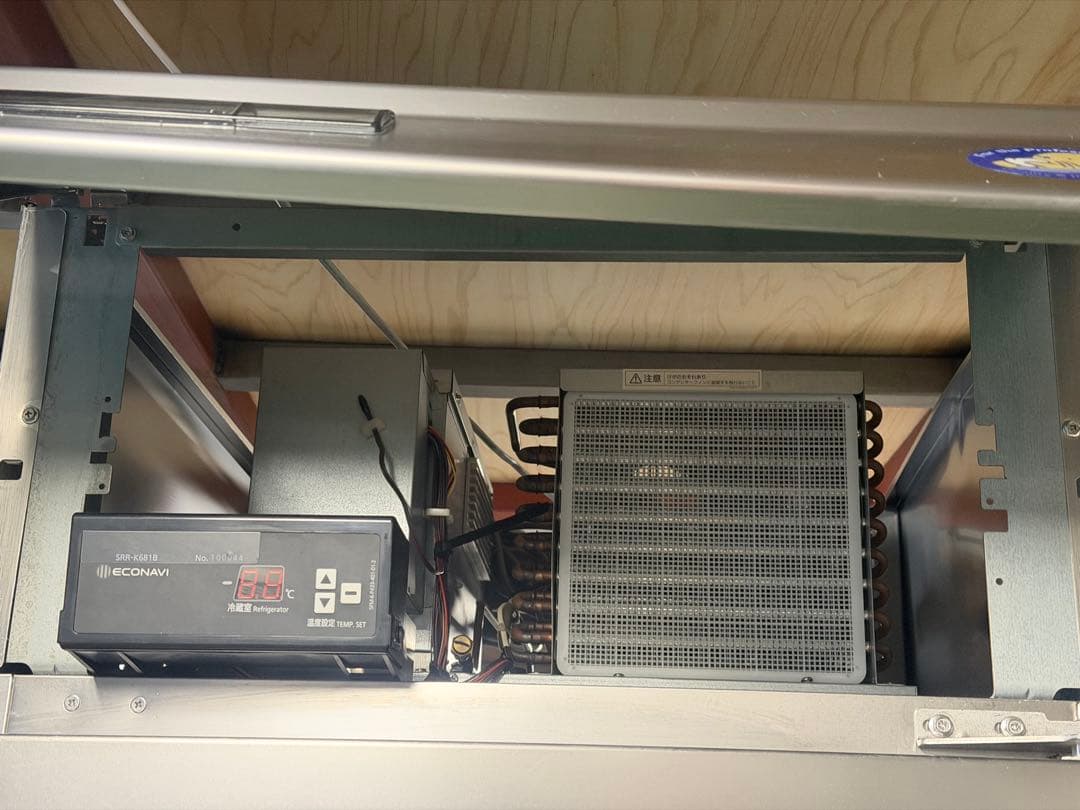 2020年 Panasonic縦型冷蔵庫 610x840x 1940