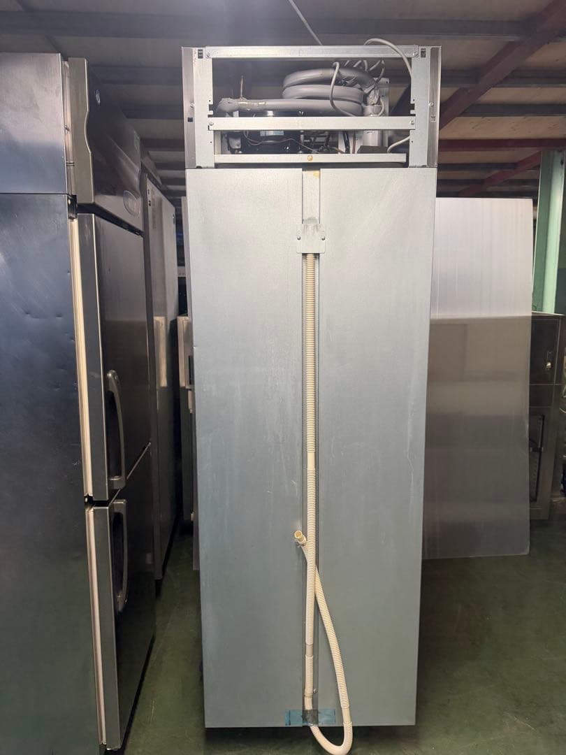 2020年 Panasonic縦型冷蔵庫 610x840x 1940