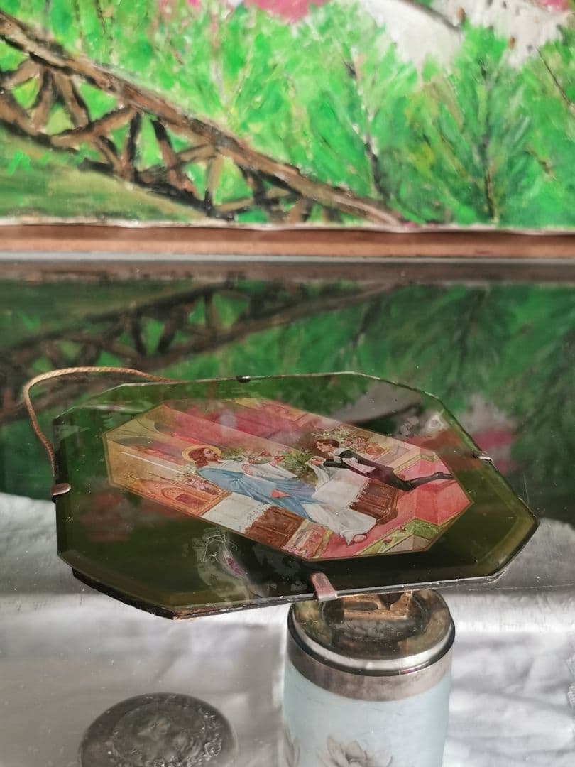 アンティーク 初聖体記念 キリストと少年 美しい八面体壁掛け深緑ガラスパネル