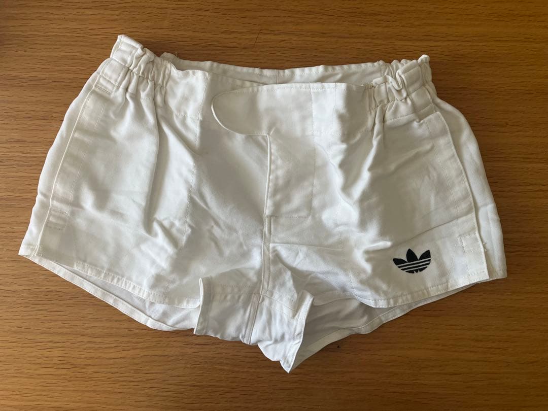 【貴重】アディダス／イングランド型ラグビーパンツ（白・中古）Mサイズ