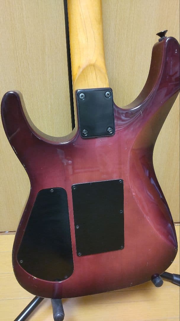 【ジャンク品】Charvel エレキギター パープル