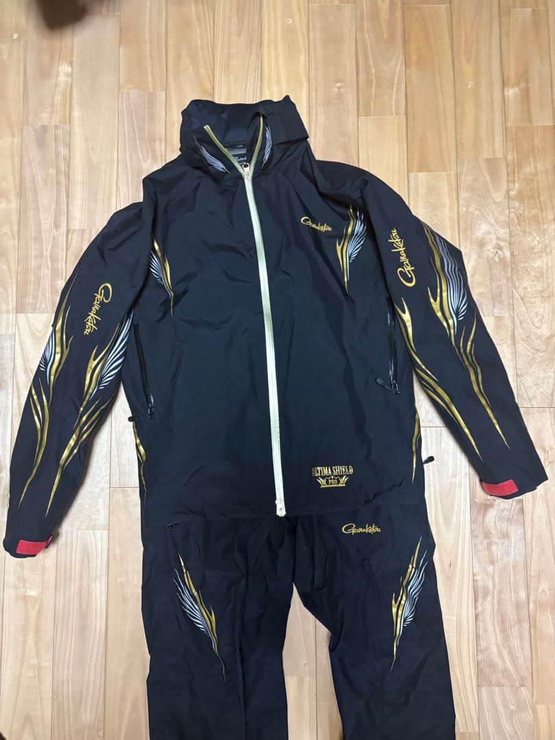 がまかつ　アルティマシールドプロレインスーツ　Lサイズ　GM3718