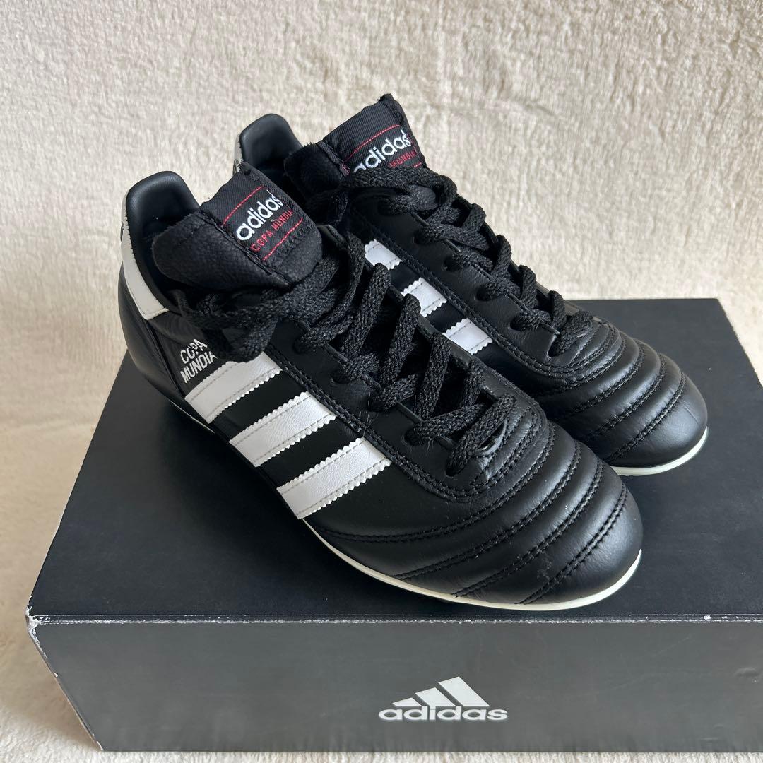 adidas Copa Mundial サッカーシューズ　22cm
