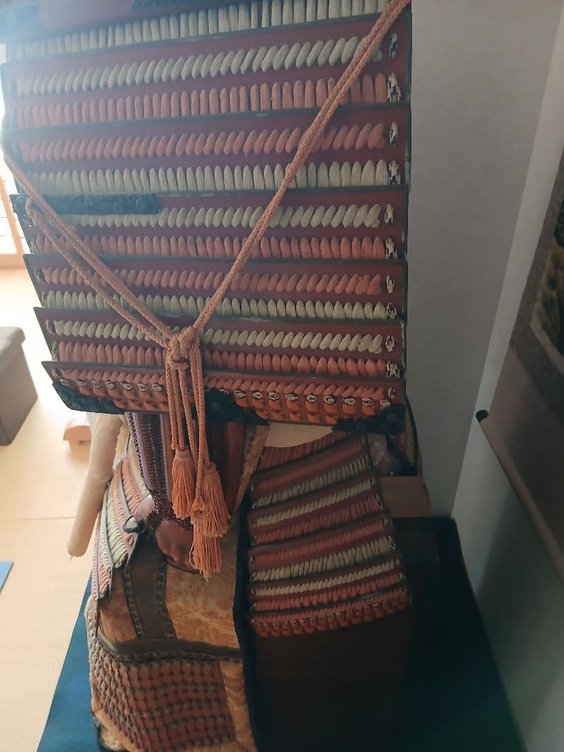 伝統的な日本の武士の鎧