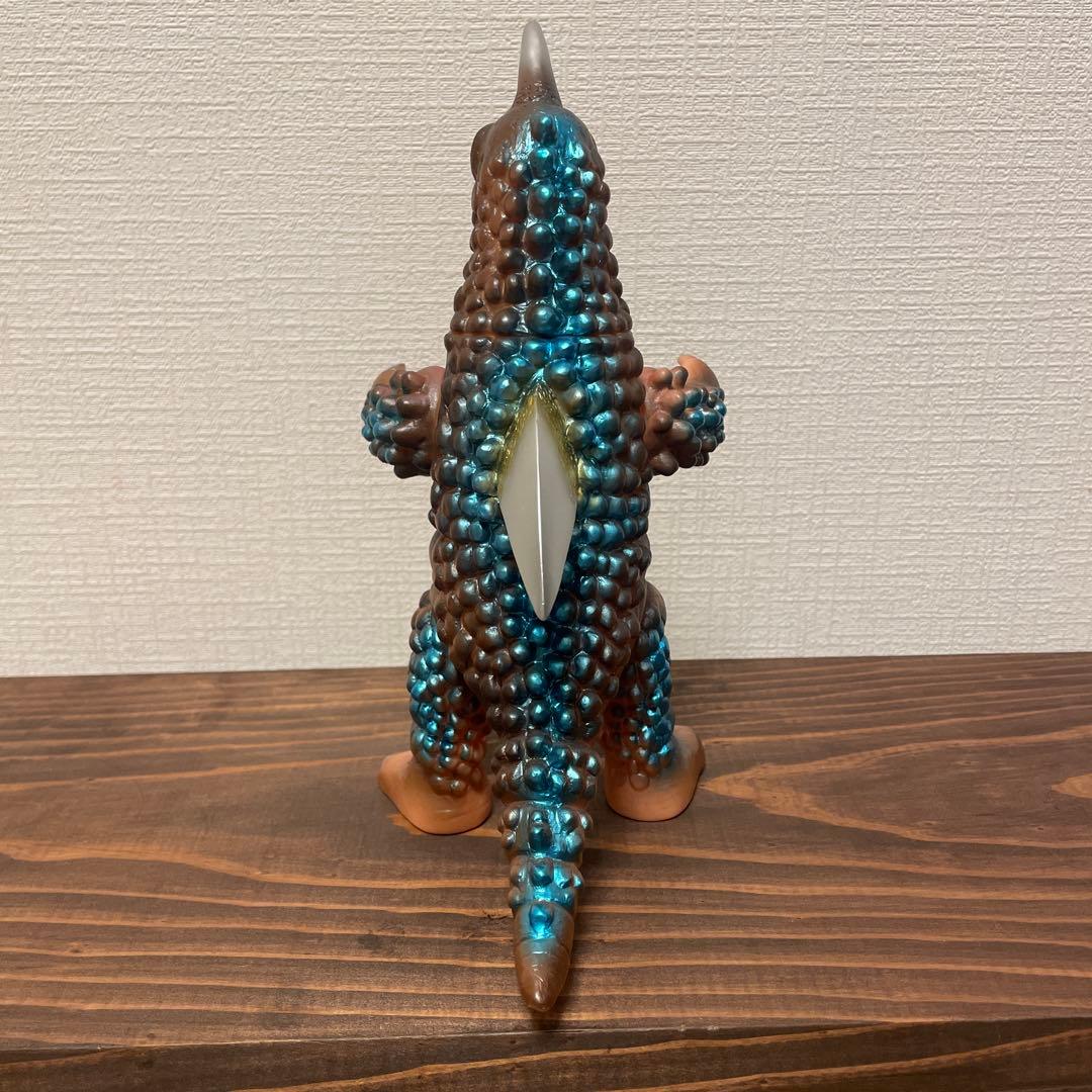 ブルマァク　ブラックギラス　ソフビ