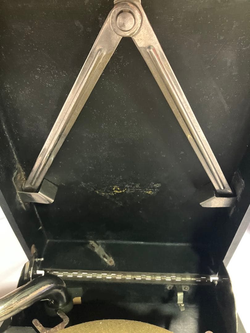 ヴィンテージ 蓄音器　稼動品　アンティークレコードオマケ付き