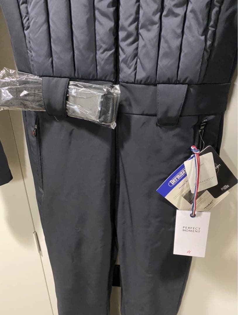 日本未発売☆約25万☆パーフェクトモーメント★スーツ☆ゲレンデのモンクレール