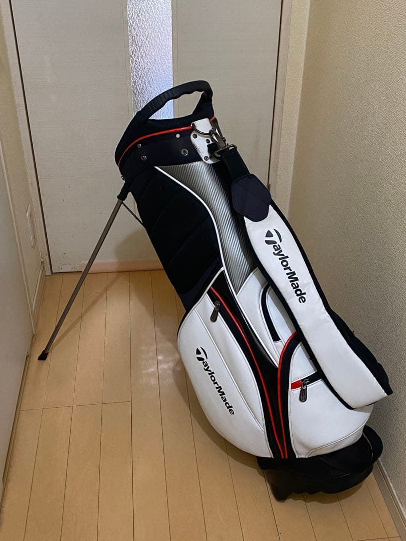 テーラーメイド キャディバッグTM ツアーオリエンティッド スタンドバッグ