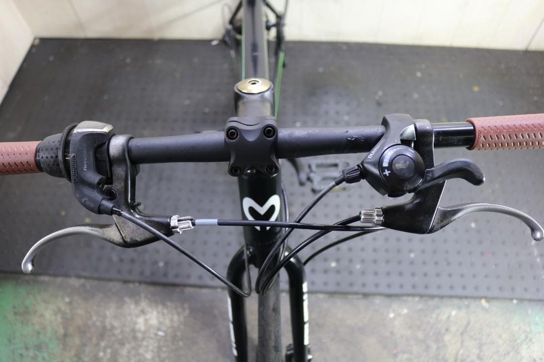 オオトモ製CANOVER ATHENA 700C 21速 470mm クロス