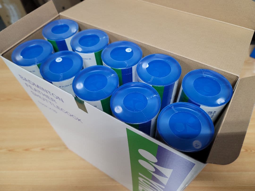 YONEX AEROSENSA 500 バドミントンシャトル 10本入り