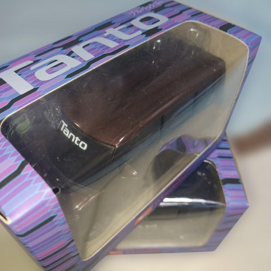 ダイハツ　　タント　　ブラック & ワインレッド　２種類セット　　プルバックカー