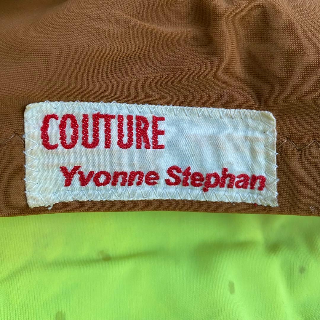 社交ダンス　ラテンドレス　クチュールイヴォンヌシュテファン製