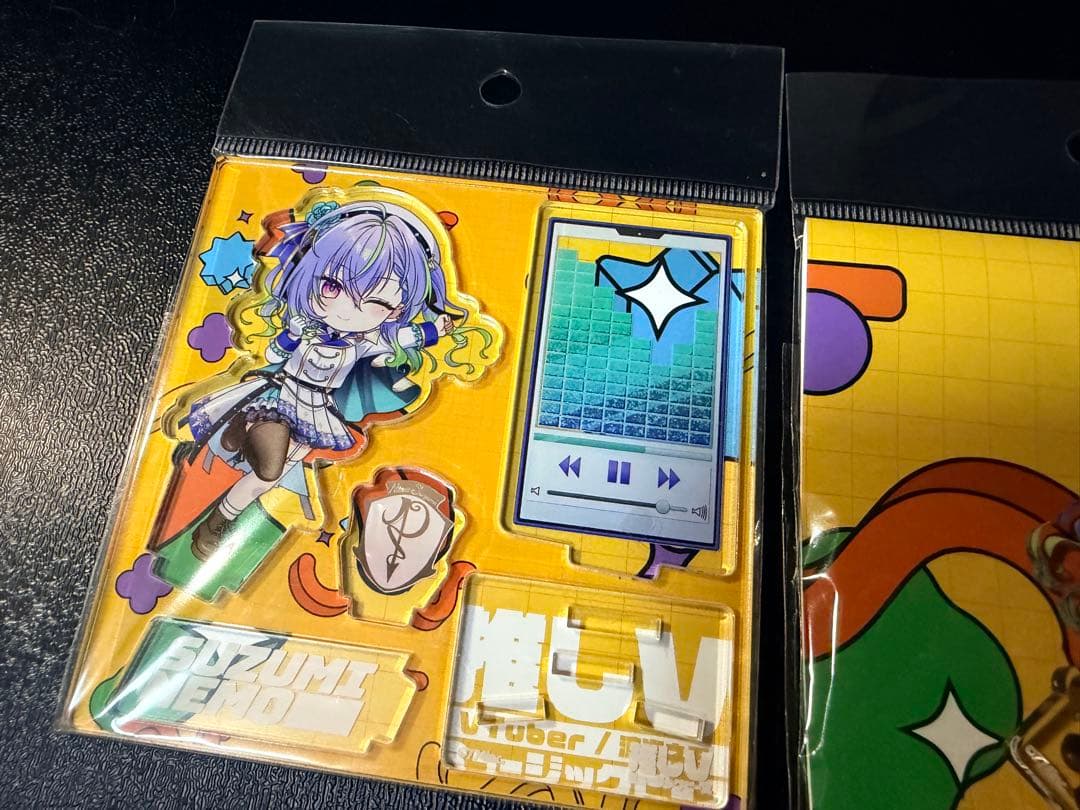 涼海ネモ　推しV アクリルスタンド　アクリルキーホルダー　缶バッジ　セット売り