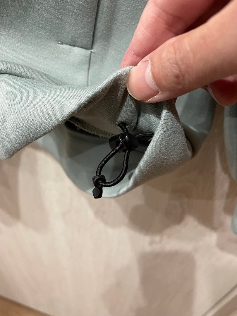 TFW49 CARDBOARD MATERIAL HOODIE サイズM