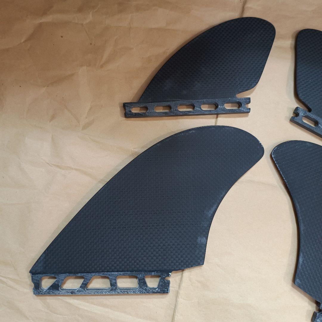 カーボンコア　フューチャーフィン対応　クワッドフィン　マチャドクワッド系