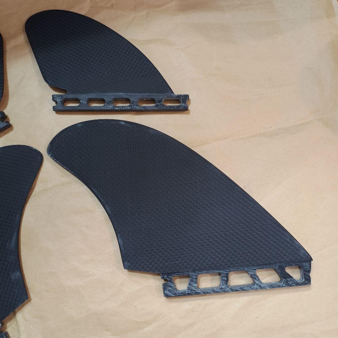 カーボンコア　フューチャーフィン対応　クワッドフィン　マチャドクワッド系