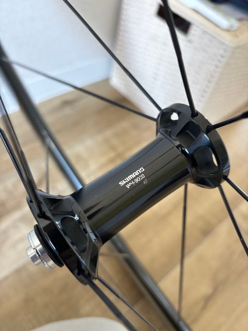 シマノ　デュラエース WH-9000 C50 チューブラー