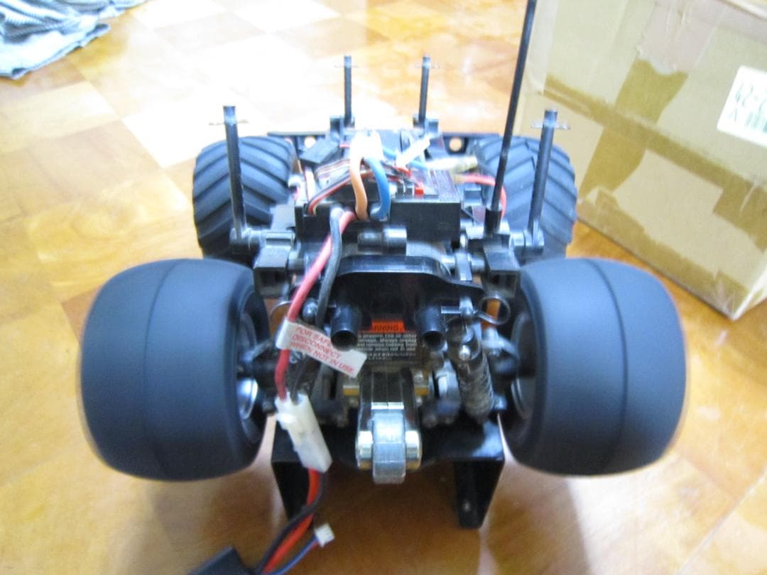 フルセット 動作確認済み 1/10 ワイルドウイリー２ カスタム 送料込み　人気