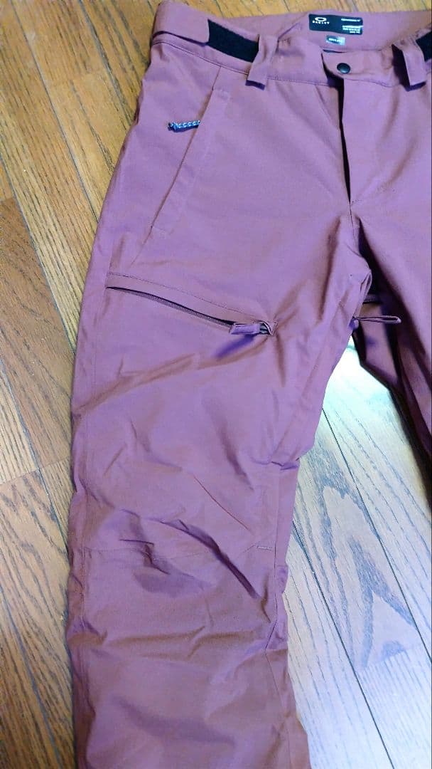 極美品オークリーOAKLEYスノーボードスキーパンツサイズM男女