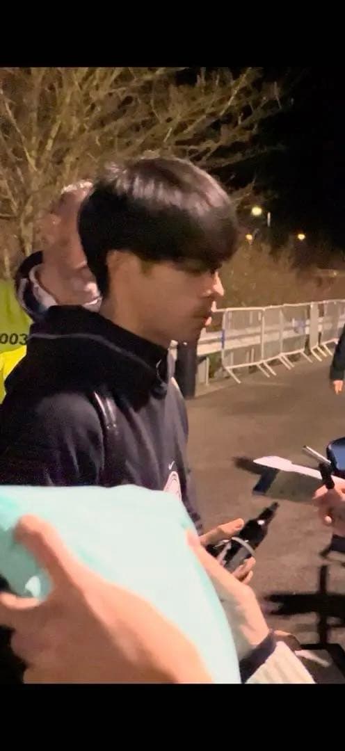 【現地購入品】三笘薫 直筆サイン入り22/23ブライトン 3rd ユニフォーム