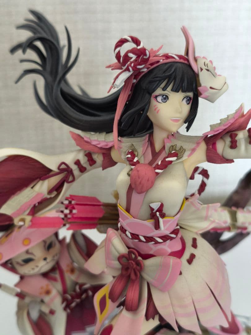 ミツネシリーズ女性ガンナー1/7スケールフィギュア