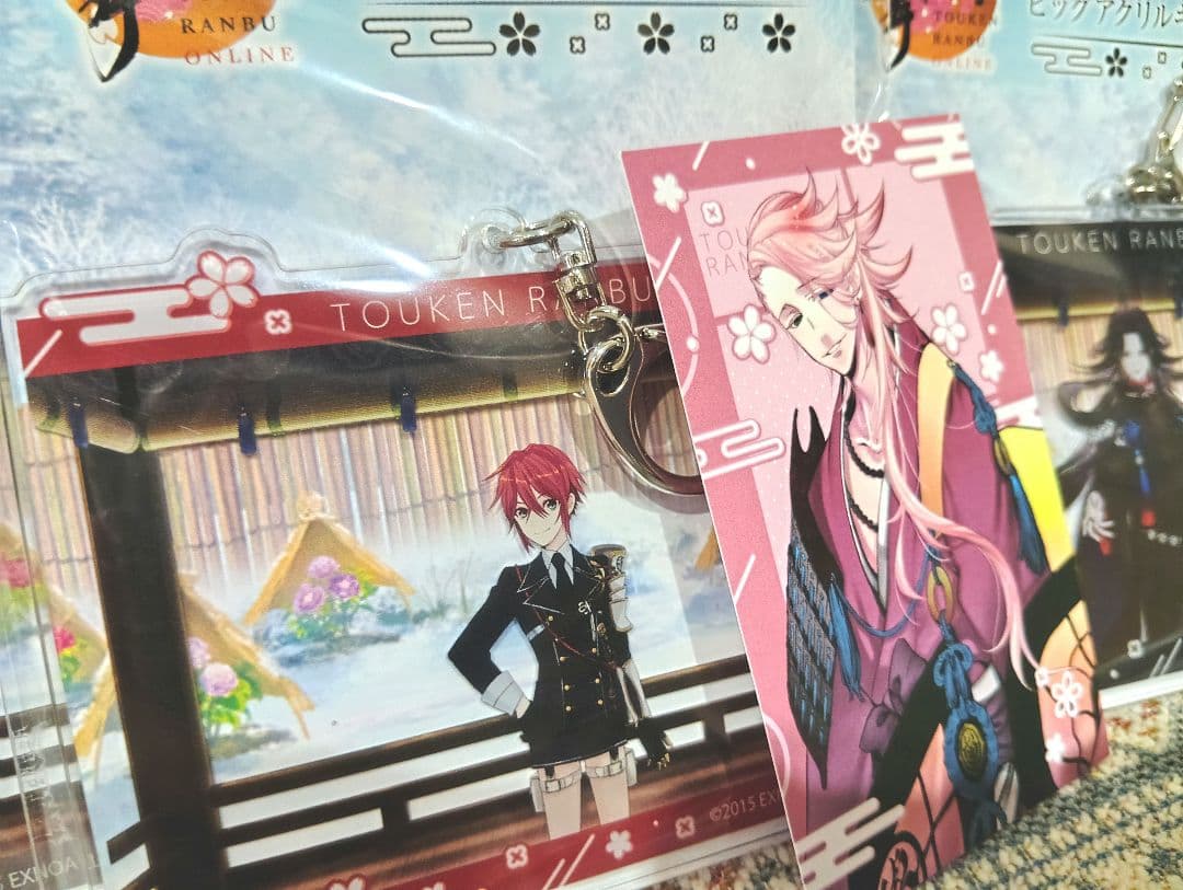 GiGO限定 刀剣乱舞ONLINE ビッグアクリルキーホルダー　7種＋おまけ