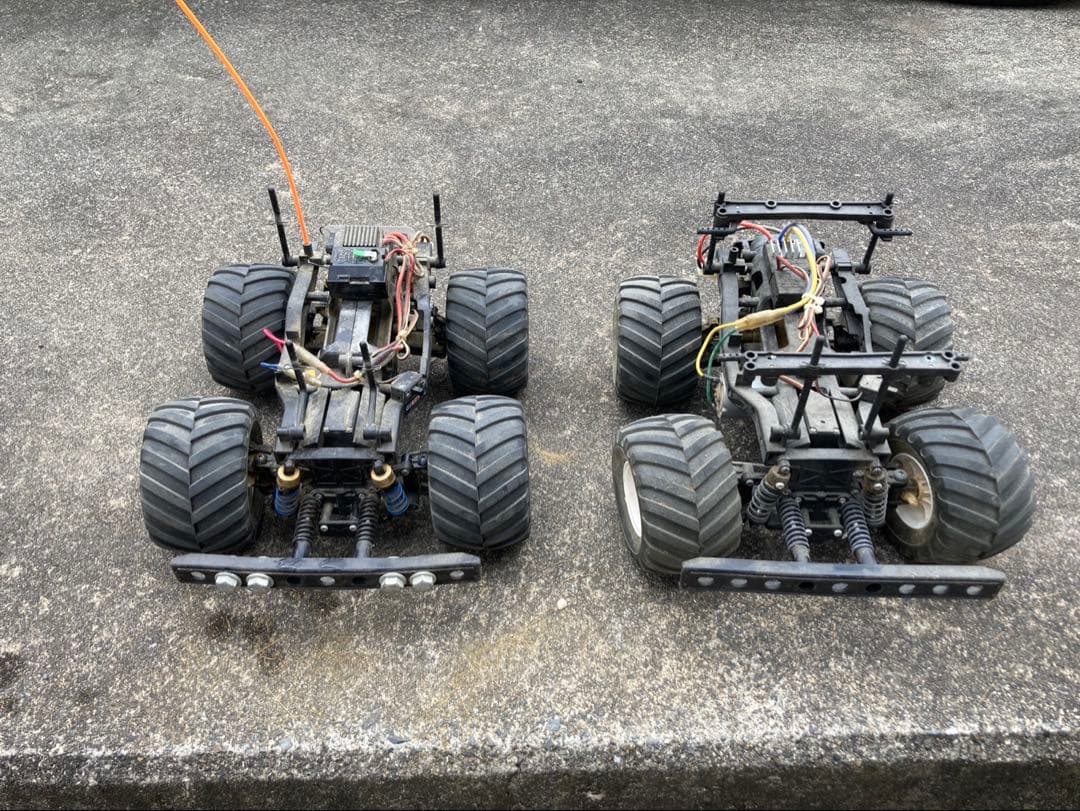 タミヤ　ホビーラジコン　WILD WILLY2とワーゲンバス