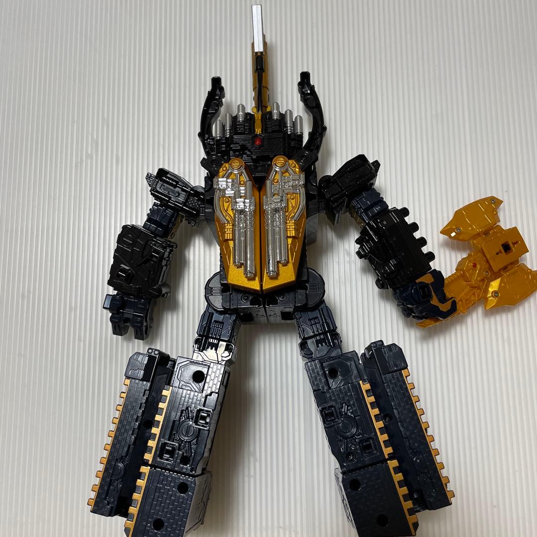 DXキングコーカサスカブト ガーディアンウエポンヘラクレスアックスセット