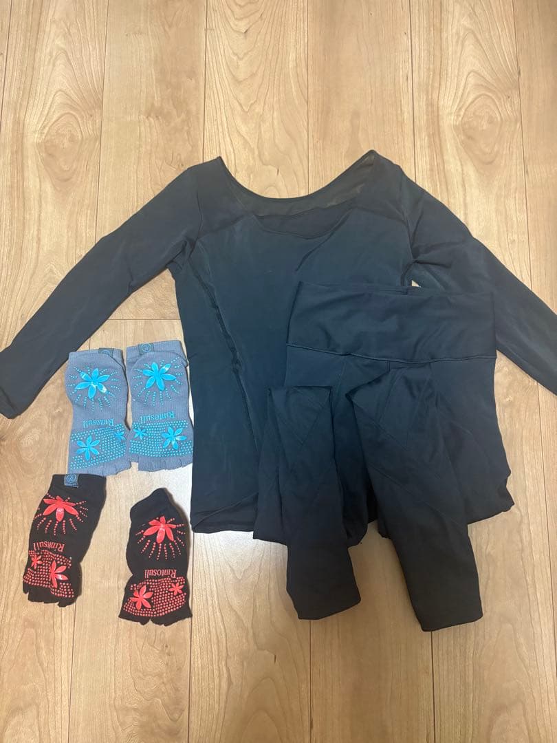 リントスル rintosull ウェア Mサイズ＋靴下セット