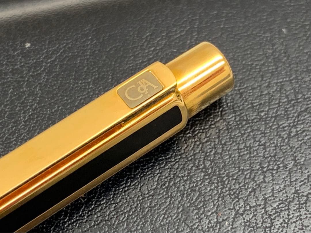 筆記OK良品 カランダッシュ ボールペン ストライプ 金黒 ノック式 青 GP