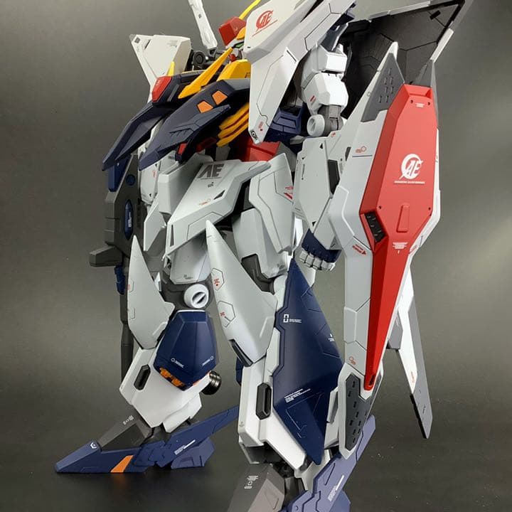 HGUC RX-105 クスィーガンダム　塗装済完成品