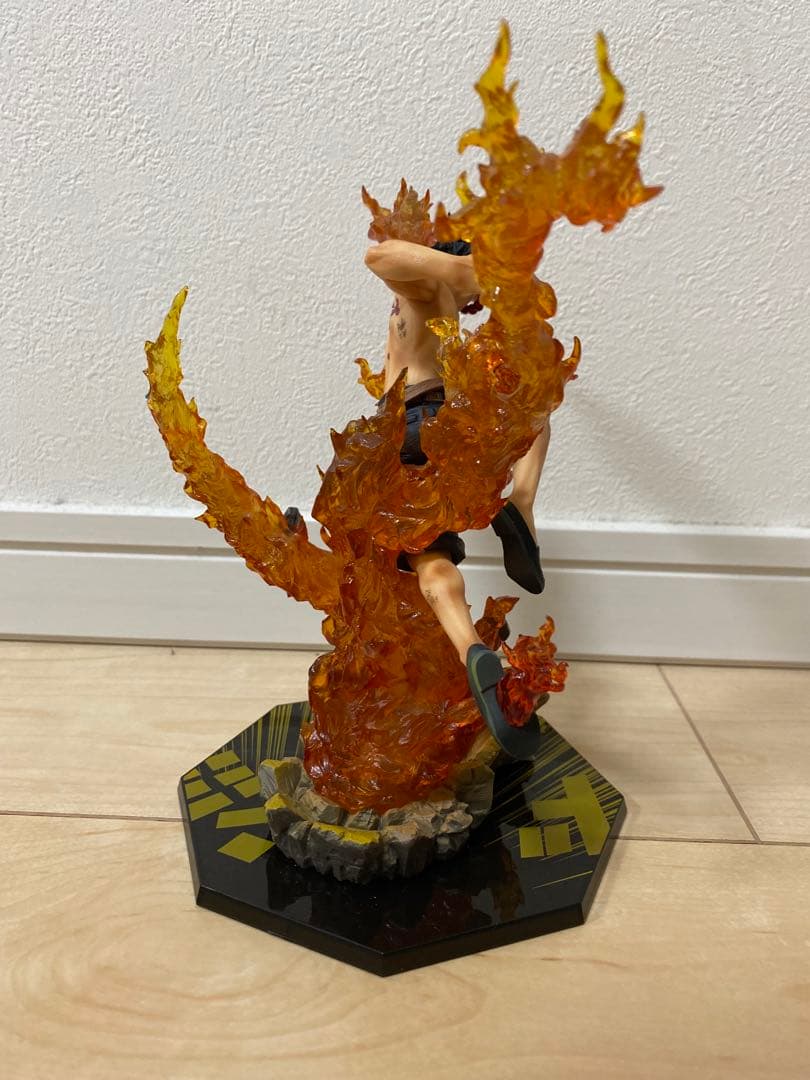 ワンピース　フィギュアーツzero　エース　マルコ　白ひげ海賊団セット