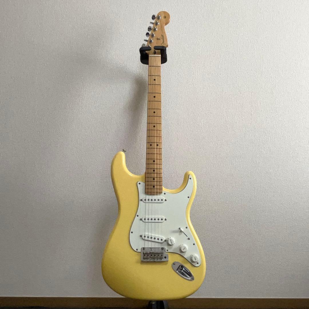 Fender ストラト PLAYER STRAT MN BCR