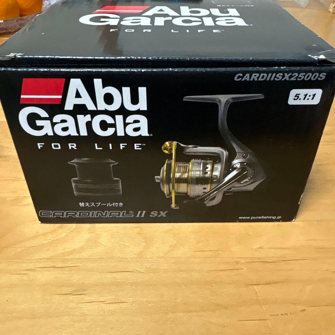CARDINAL II フィッシングリール