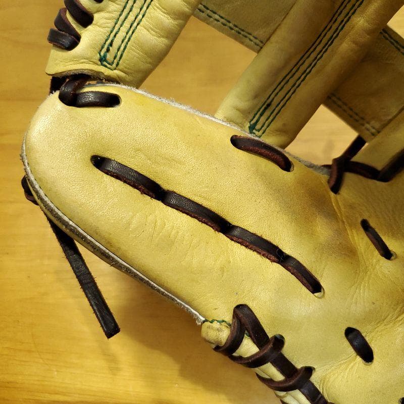 アトムズ 日本製 ジュテルレザー 和牛 限定品 ATOMS 内野用 硬式グローブ