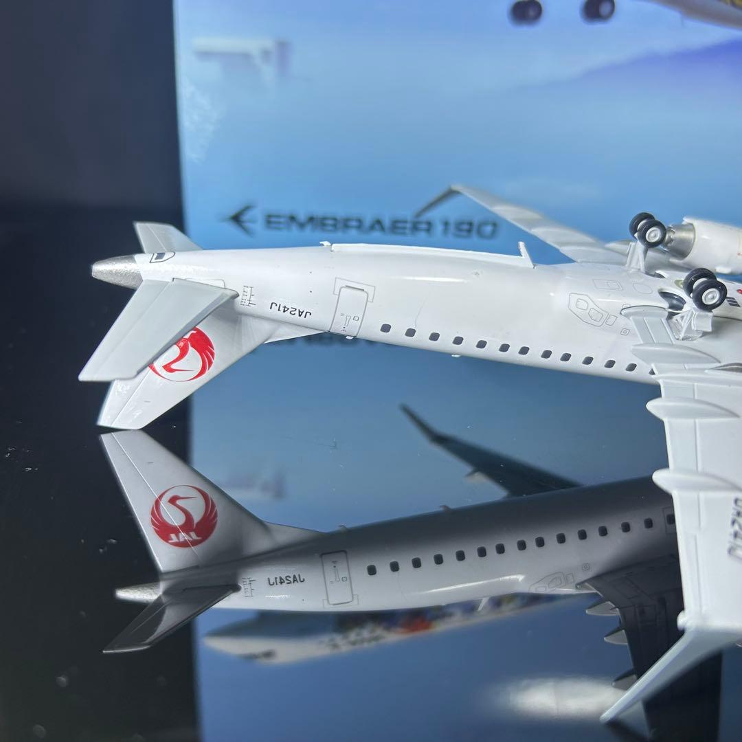 航空機・ヘリコプター TOMOJcwings J-AIR E190 JA241J 1/200