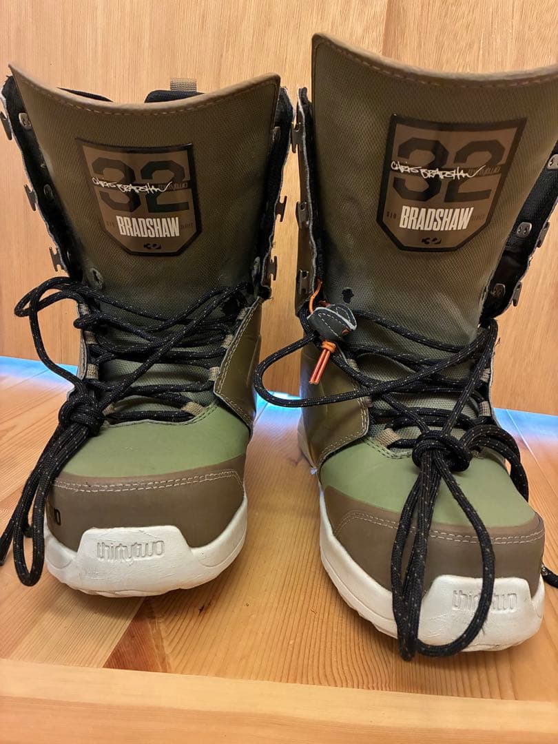 32 LASHED BRADSHAW スノーボードブーツ