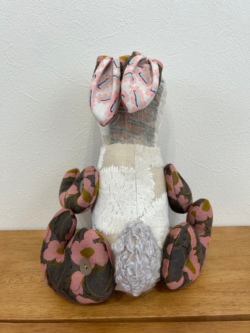 ミナペルホネン × ナタリーレテ　Animal dolls ウサギ POMPON