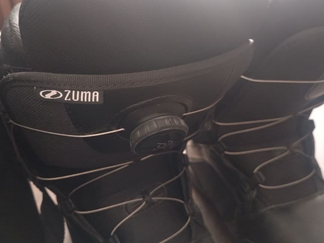 ZUMA スノーボードブーツ 手袋 バッグ付き