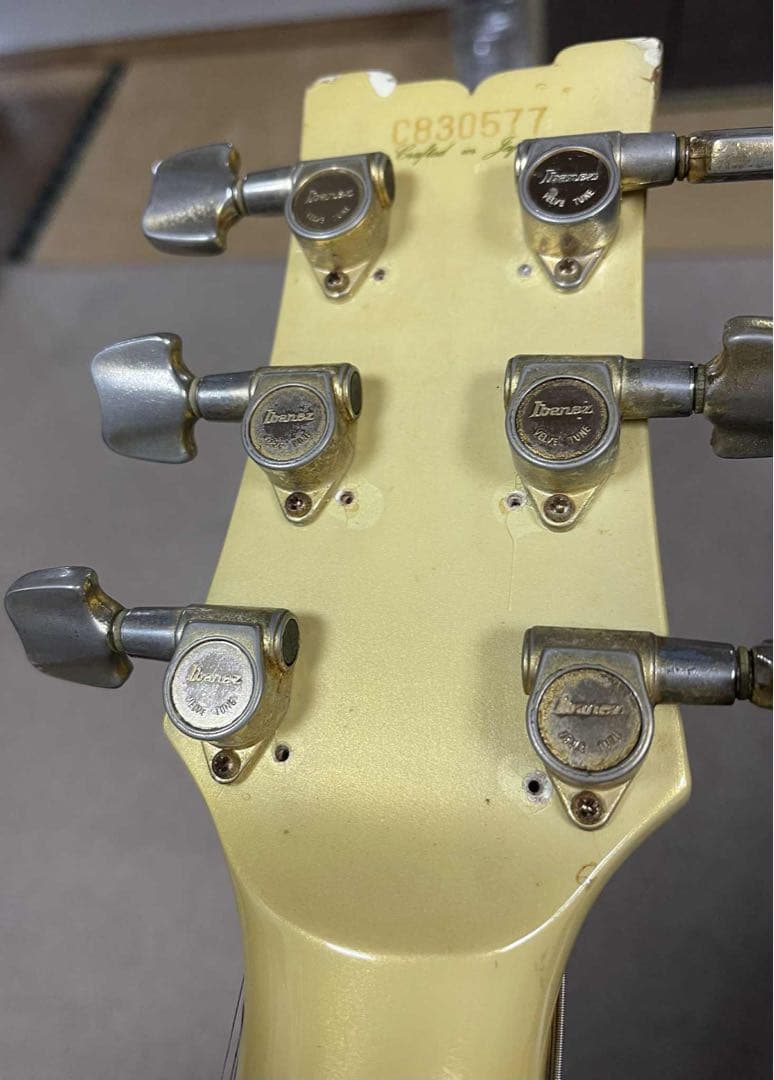 Ibanez AR 550 パールホワイト　フレット交換済み