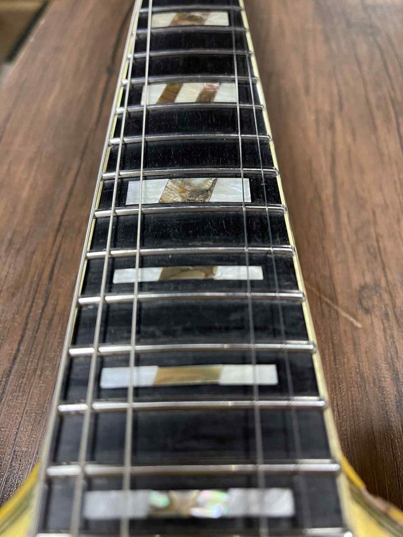 Ibanez AR 550 パールホワイト　フレット交換済み