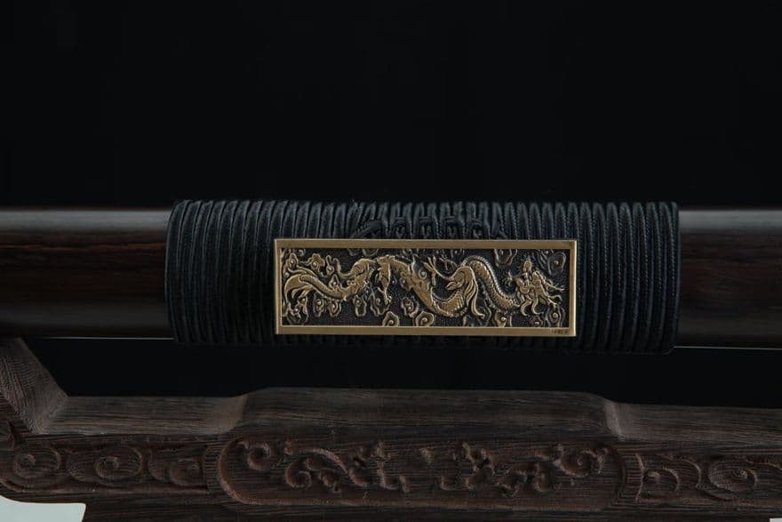 獅子竜漢剣（黒檀タイプ）古兵器   武具　刀装具　日本刀　模造刀   居合刀