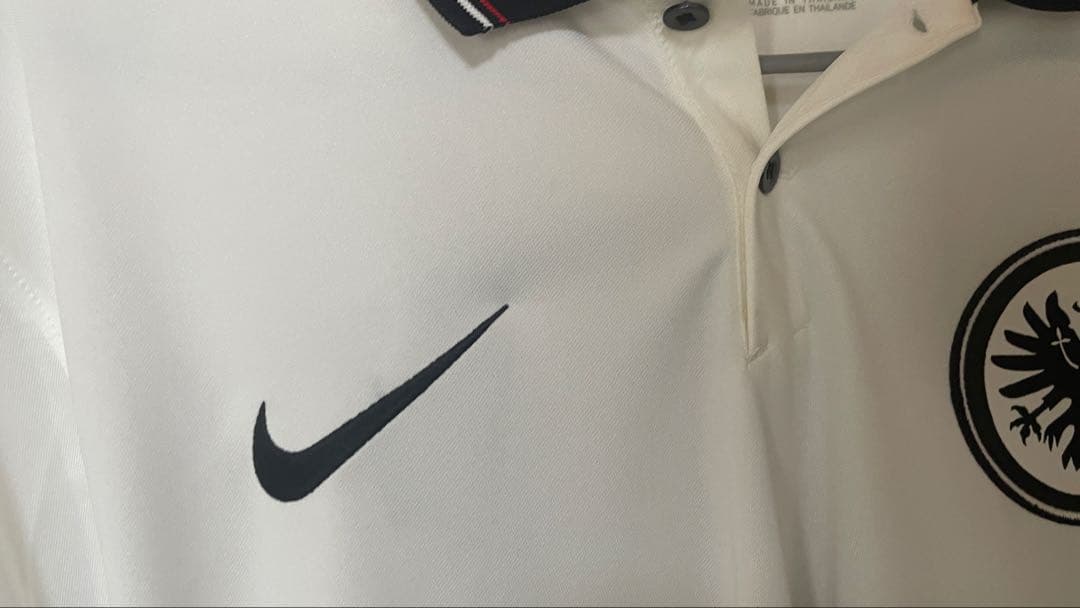 【新品タグ付】21-22 鎌田大地 フランクフルト EL優勝L フルパッチ正規品