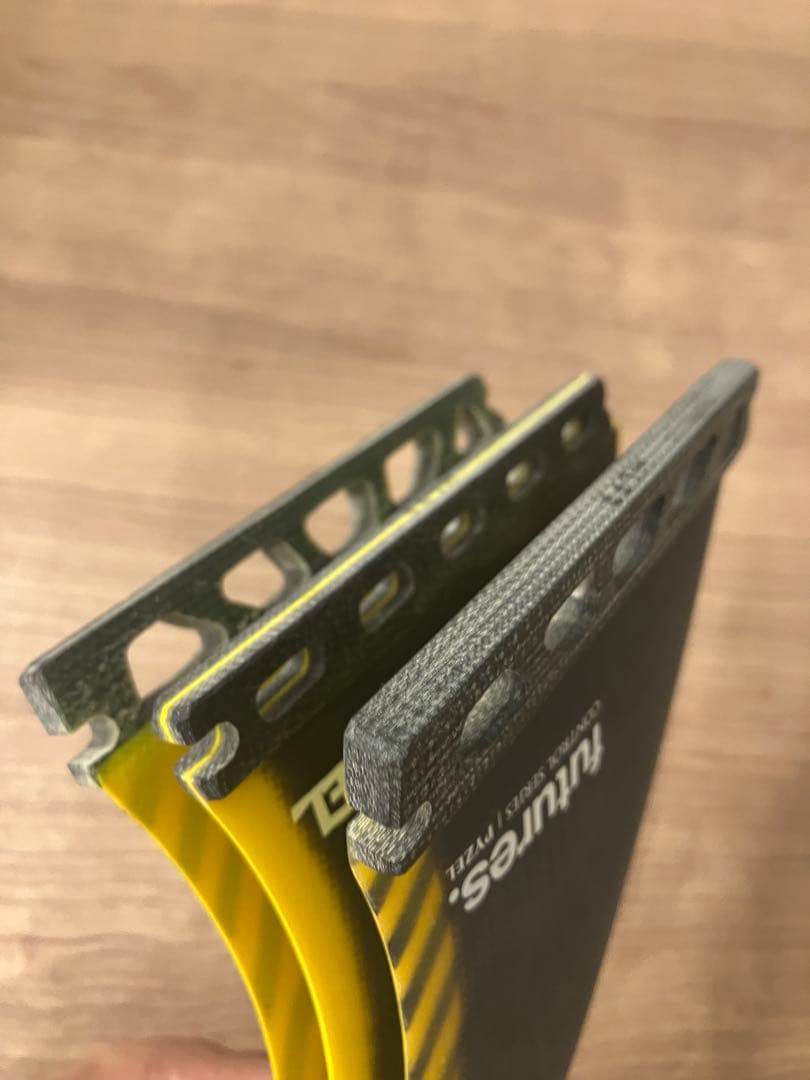 サーフボードフィン 3枚セット イエロー/ブラック パイゼル Lサイズ