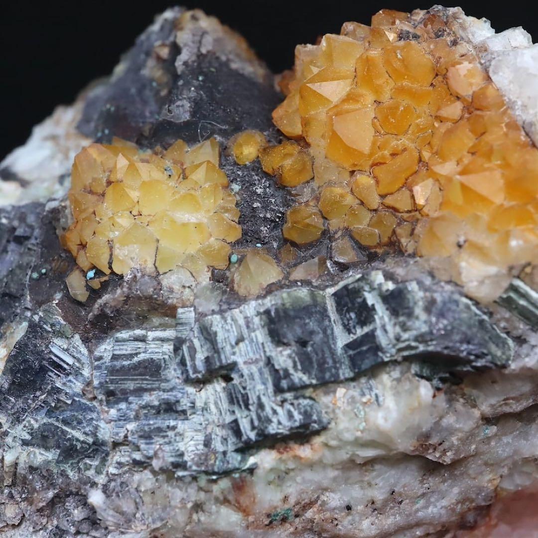 クォーツ水晶 ガレナ ブロシャン銅鉱 方鉛鉱 439.2g QZ293原石天然石