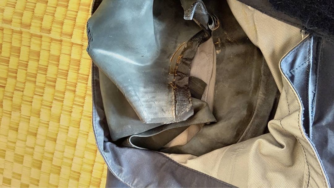 Helly Hansen ヘリーハンセン ドライスーツ ネイビー