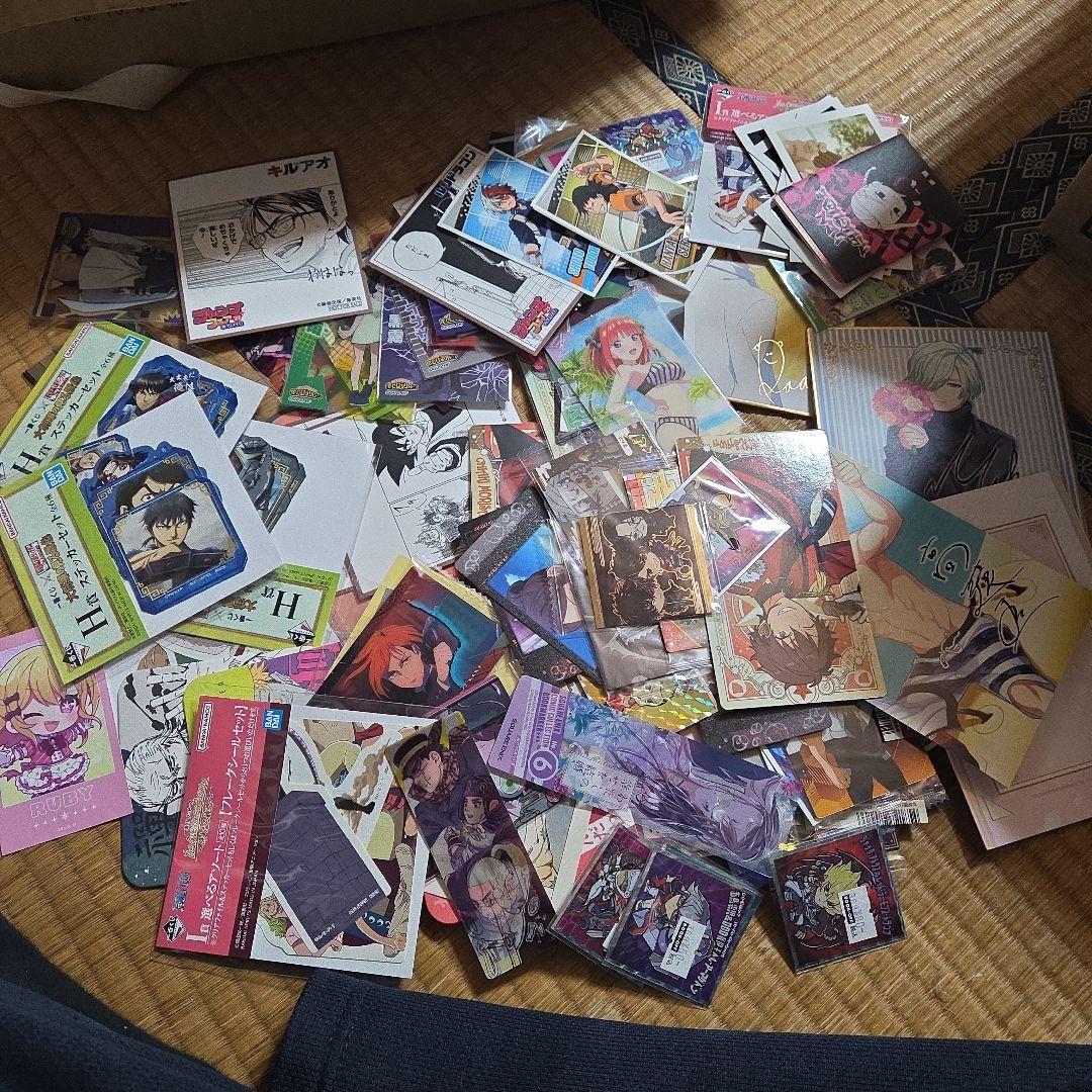 アニメグッズ キャラクターグッズ ノンジャンル 紙類 まとめ売り大量 激安