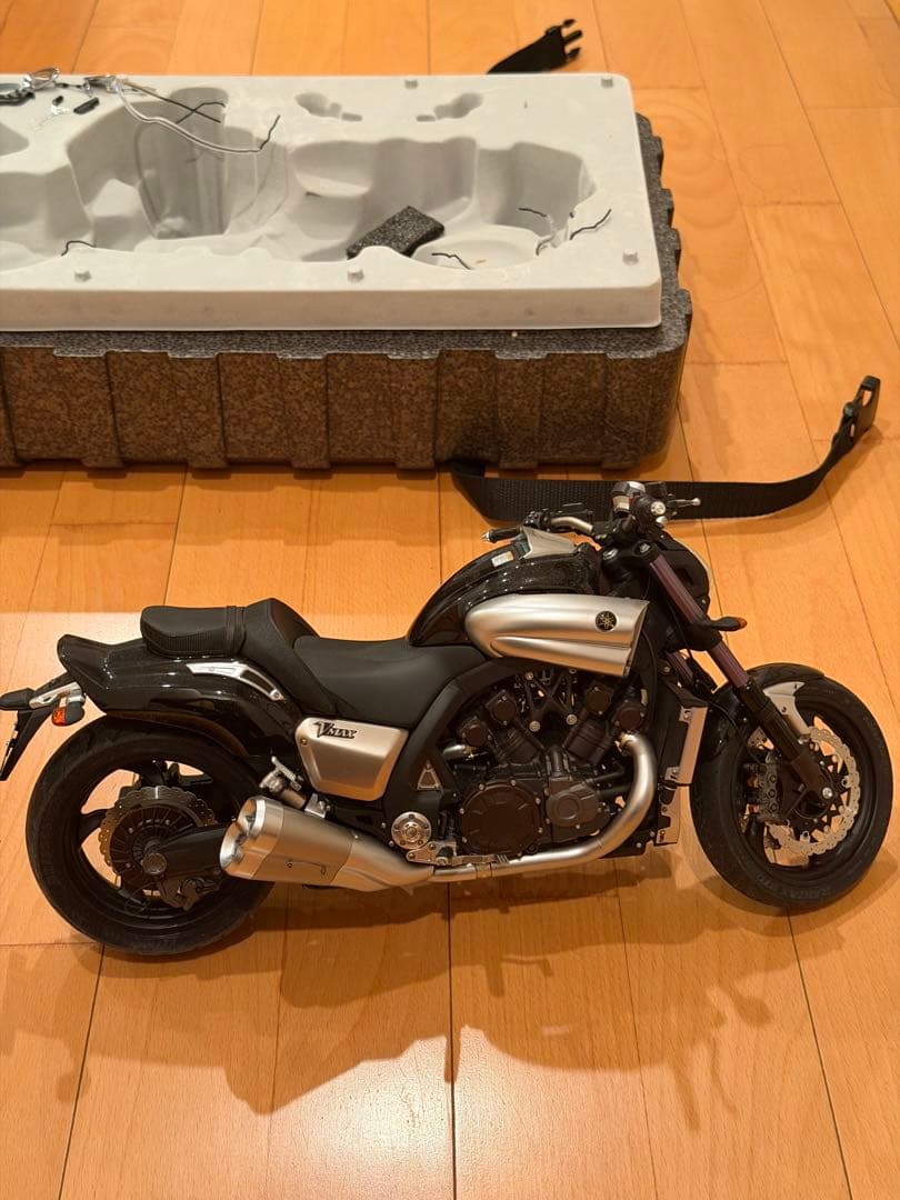 HPI Racing VMAX 1/6 ブラック